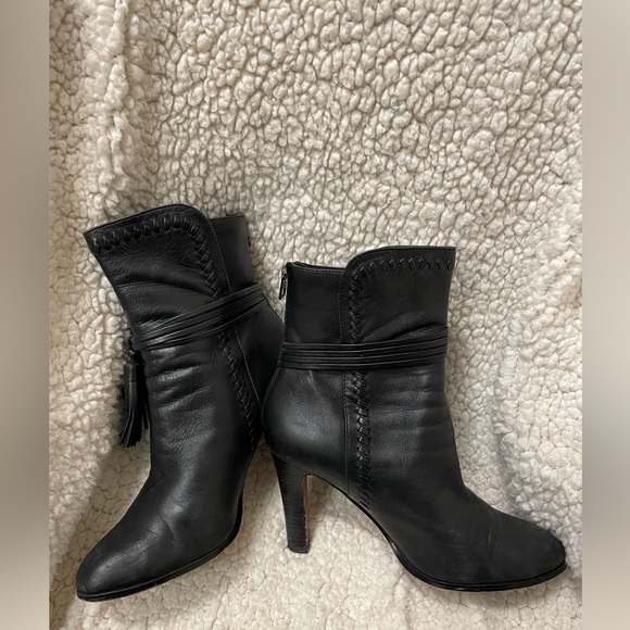 COACH Jessie Leather Black Bootie Size 9.5B - Picture 4 of 8